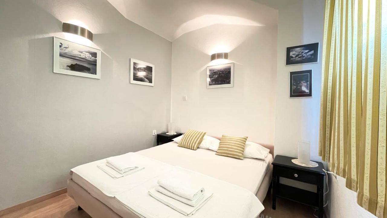 Apartments Antonela Sveti Stefan Bagian luar foto