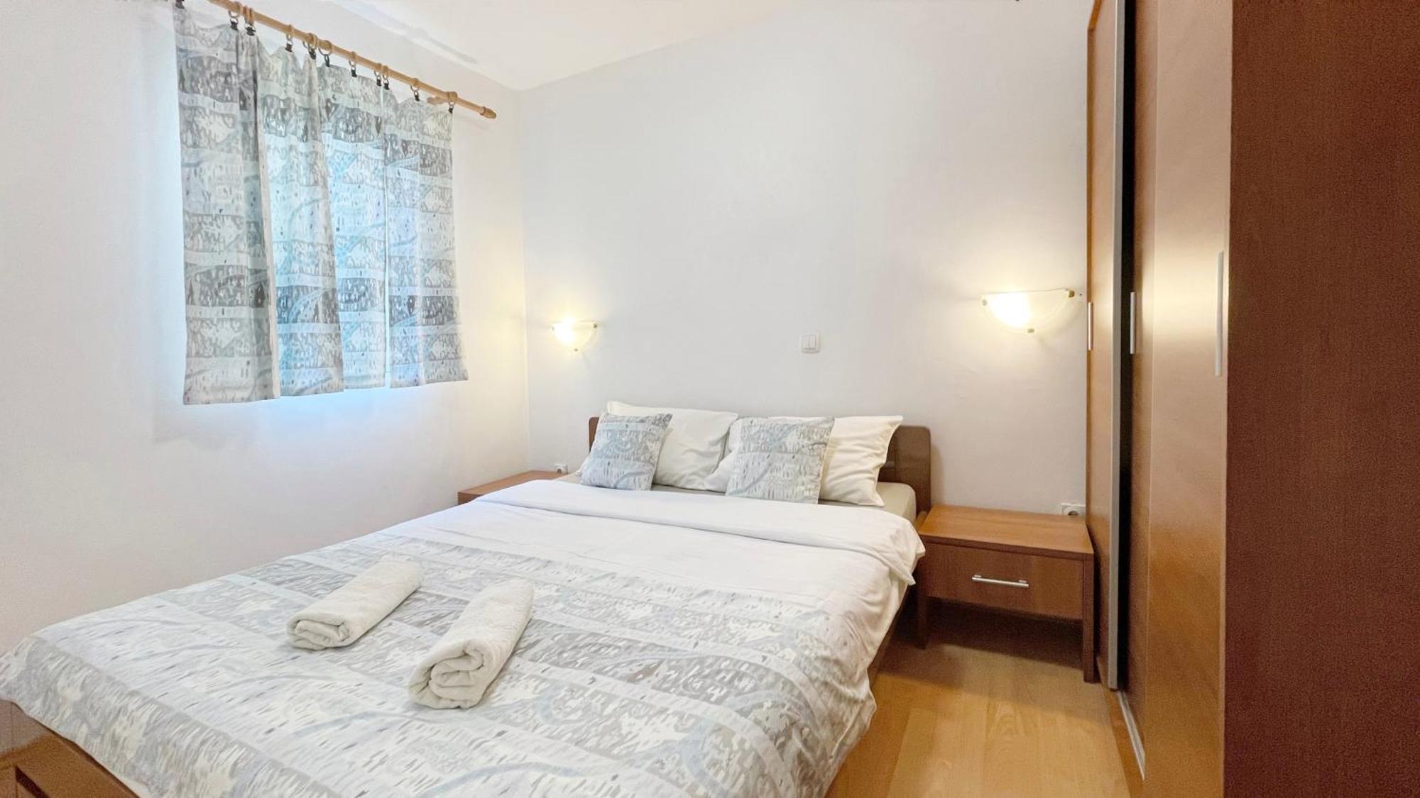 Apartments Antonela Sveti Stefan Bagian luar foto
